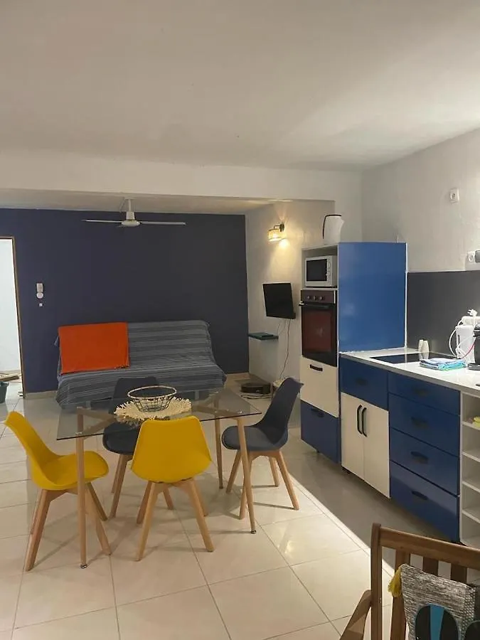 Chez coco appartement AZURE Petit Bourg 0*,  Martinique