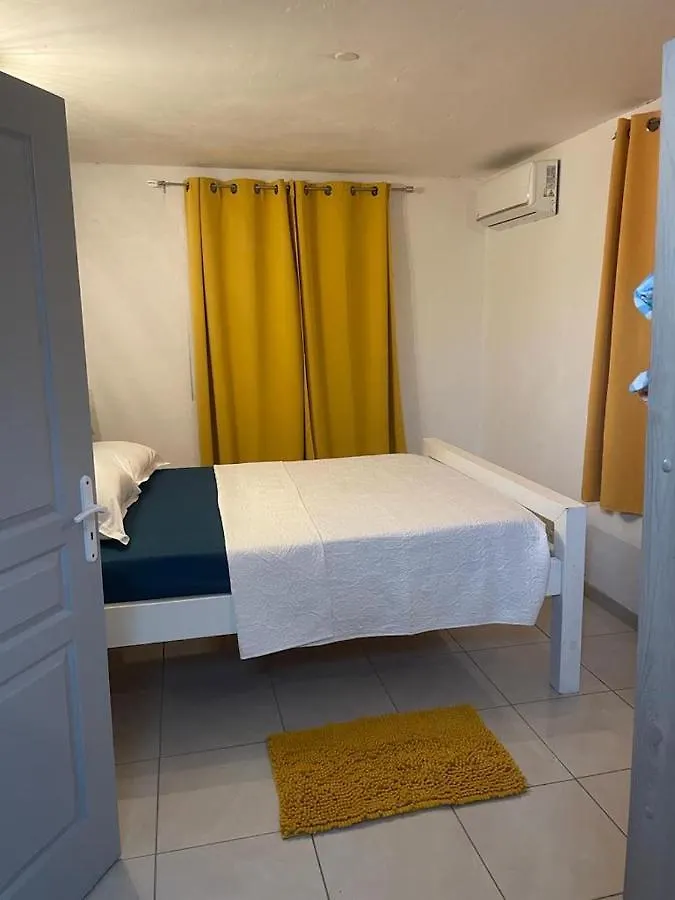 Chez coco appartement AZURE Petit Bourg Martinique