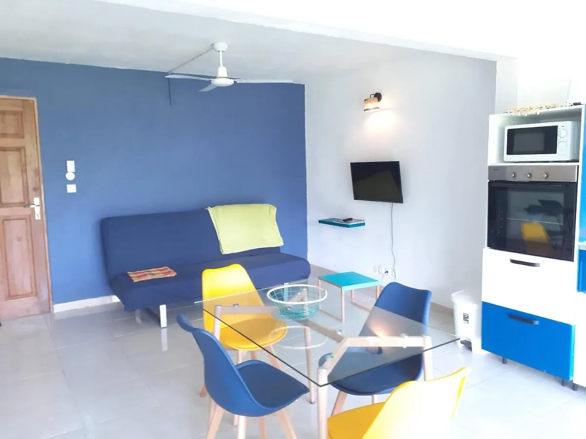 Hébergement de vacances Chez coco appartement AZURE Petit Bourg